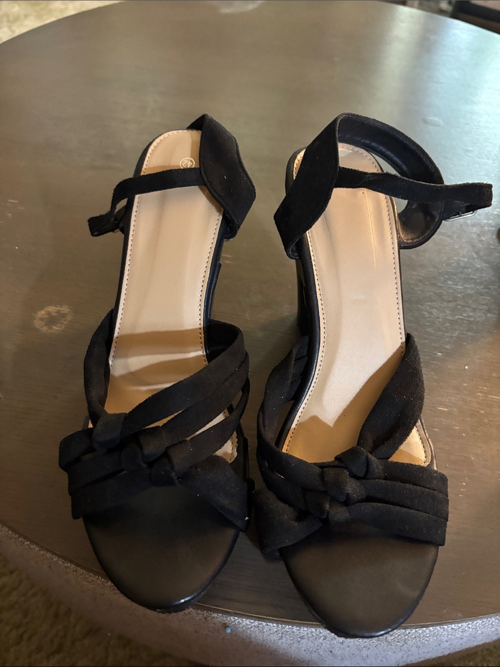 Women's Black Knotted Strap Heeled Sandals